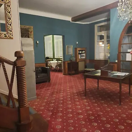 De La Roseraie Hotel