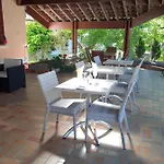 De La Roseraie