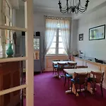 De La Roseraie Hotel