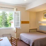 Hotel De La Roseraie