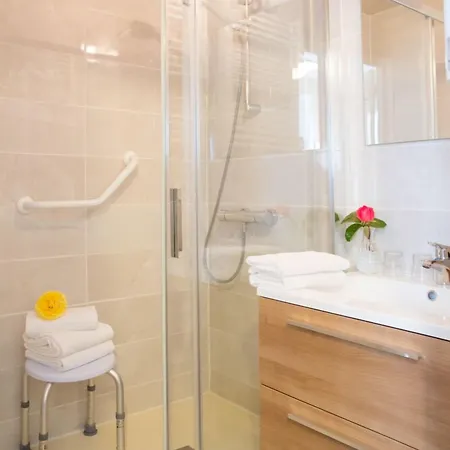 De La Roseraie Hotel