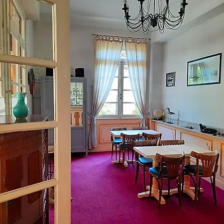 De La Roseraie Hotel