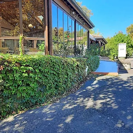 De La Roseraie Hotel