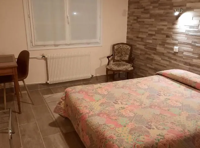 Hotell De La Roseraie