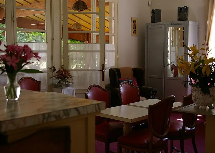 Hotell De La Roseraie